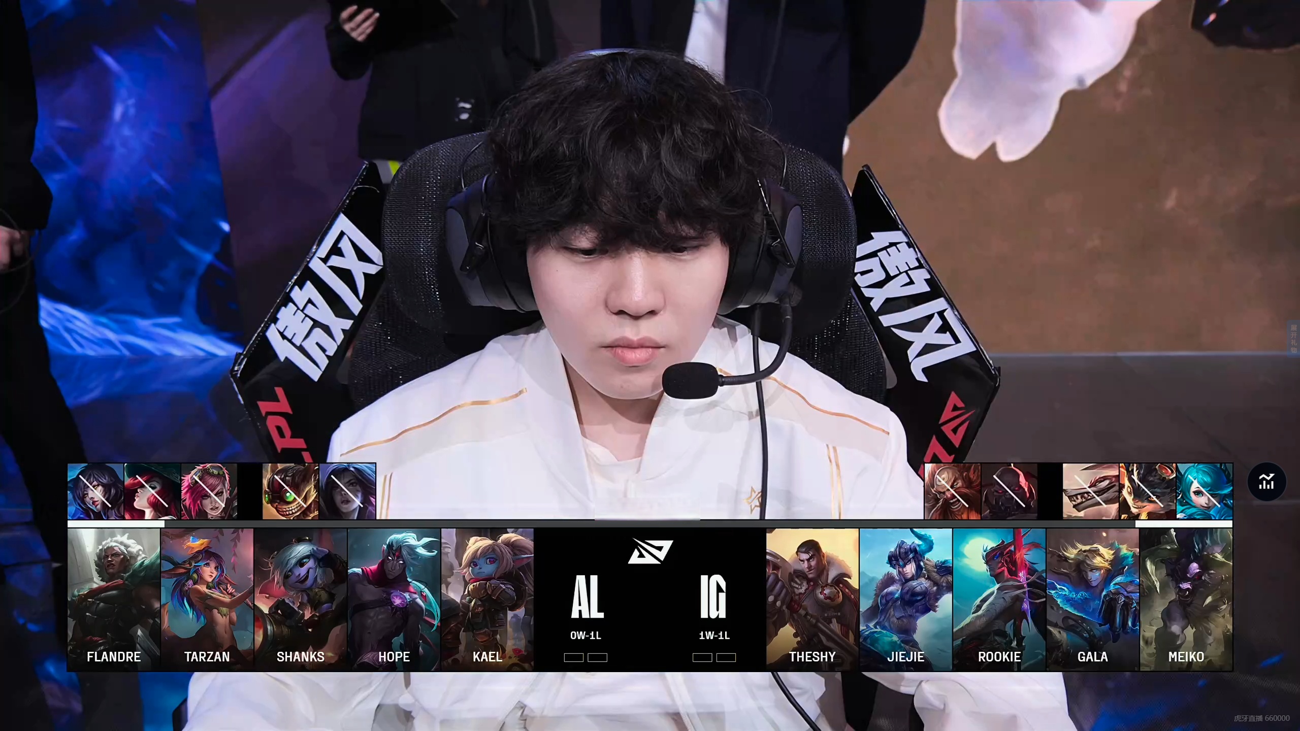 Rookie重返赛场,大比分获胜首场状态出色,法国队观众沸腾! Rookie重返赛场,大比分获胜首场状态出色,法国队观众沸腾!