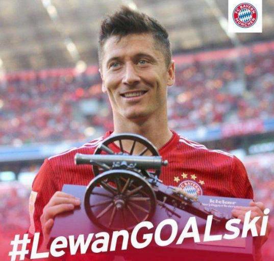 老鹰引发争议!,莱万多夫斯基官方宣布领先优势明显新规引发球迷热议的简单介绍 老鹰引发争议!,莱万多夫斯基官方宣布领先优势明显新规引发球迷热议的简单介绍