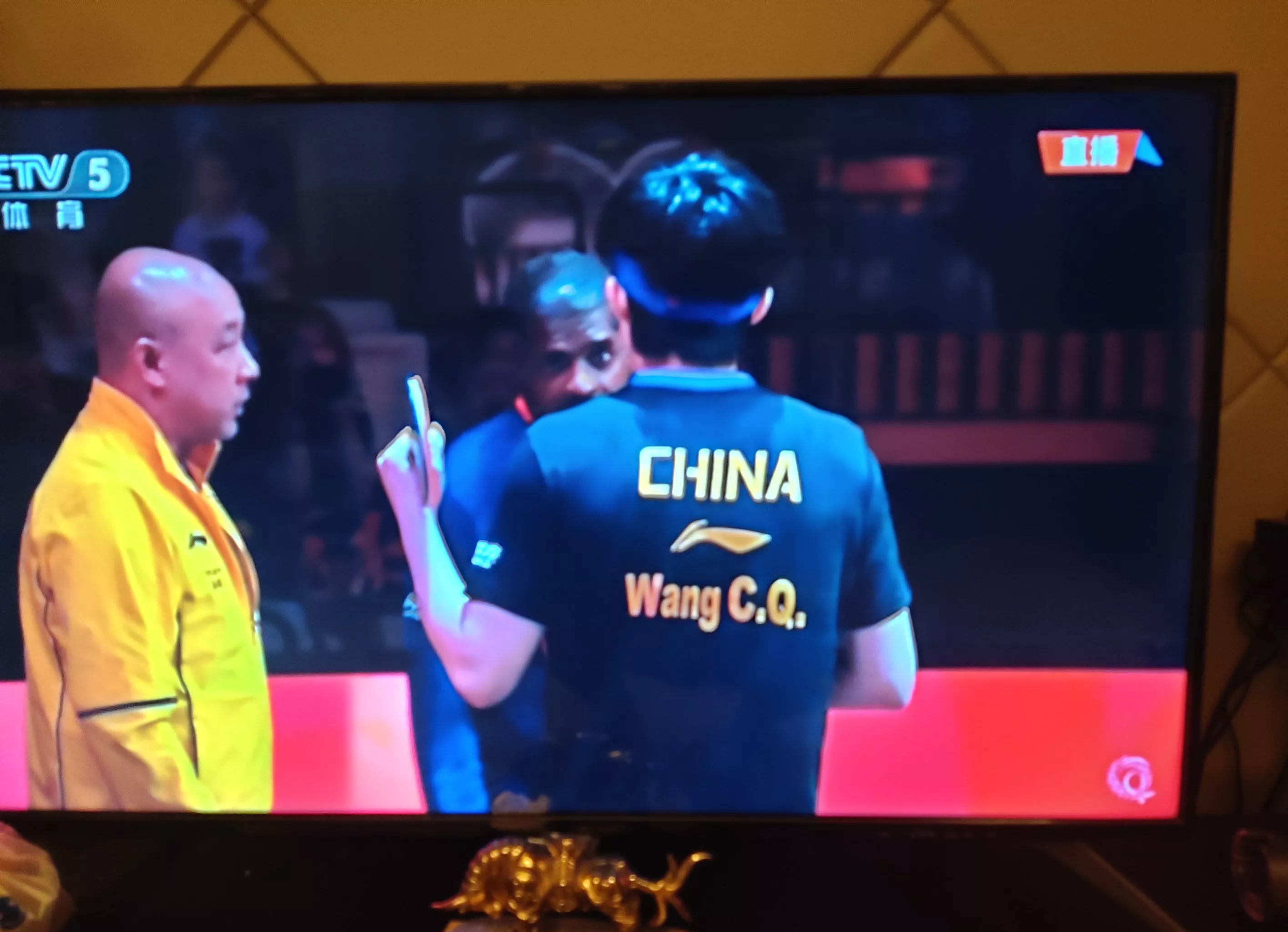 赛地聚焦：足总杯官宣日热度飙升，里昂复出首秀，压力陡增，阵容厚度经受考验的简单介绍