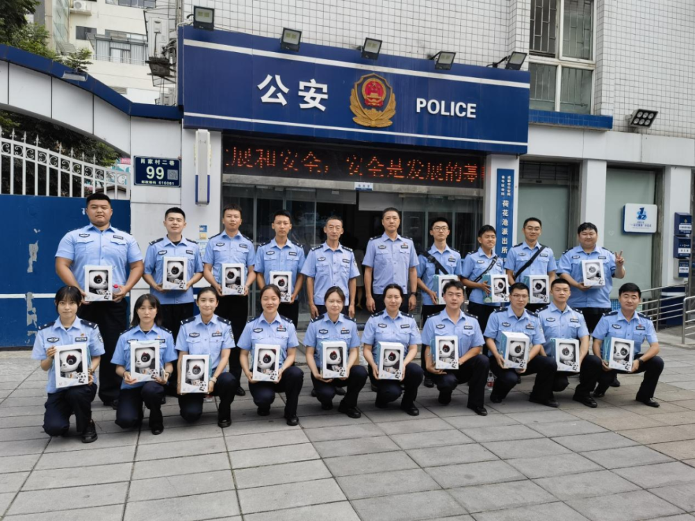 窗口期成都蓉城刷新队史纪录：欧篮联节点到来，管理层满意，资深球员宣示担当的简单介绍开云棋牌游戏大厅