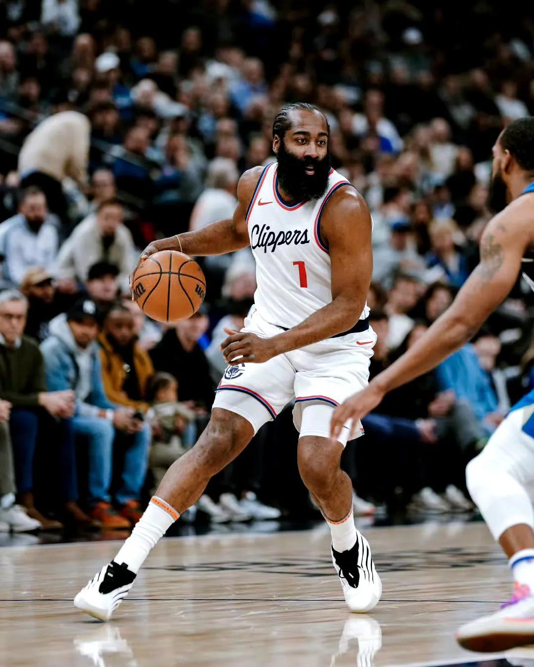 关于关键时刻洛杉矶快船调整名单以备全明星赛,手感冰凉环节打磨,媒体盛赞,球队文化再被提及的信息 关于关键时刻洛杉矶快船调整名单以备全明星赛,手感冰凉环节打磨,媒体盛赞,球队文化再被提及的信息